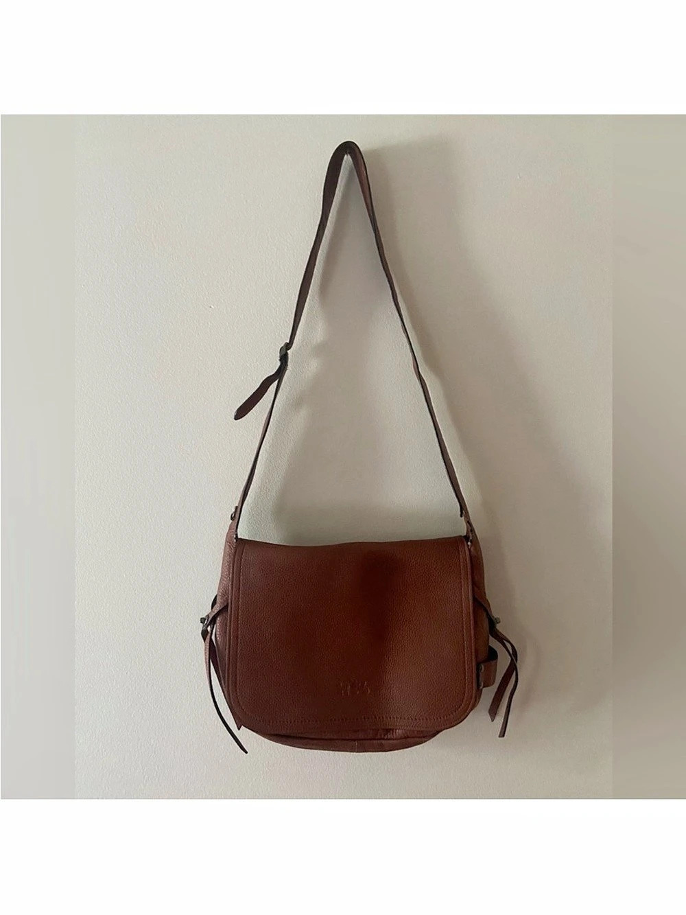 RARE Coach Dakota Brown pebbled Leather messenger style bag.